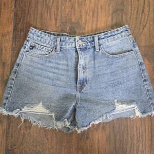 KanCan Light Wash Frayed Hem Denim Shorts